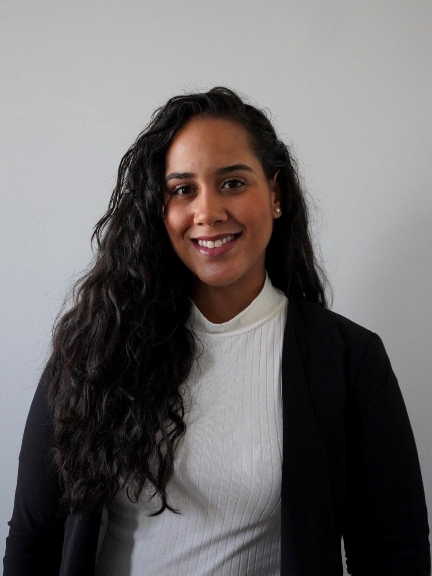 Lina Irias Division of Geriatrics and Palliative Medicine